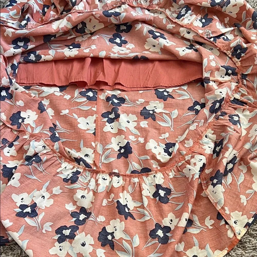 Like New! Gap Floral Maxi Skirt Ruffle in Size 4